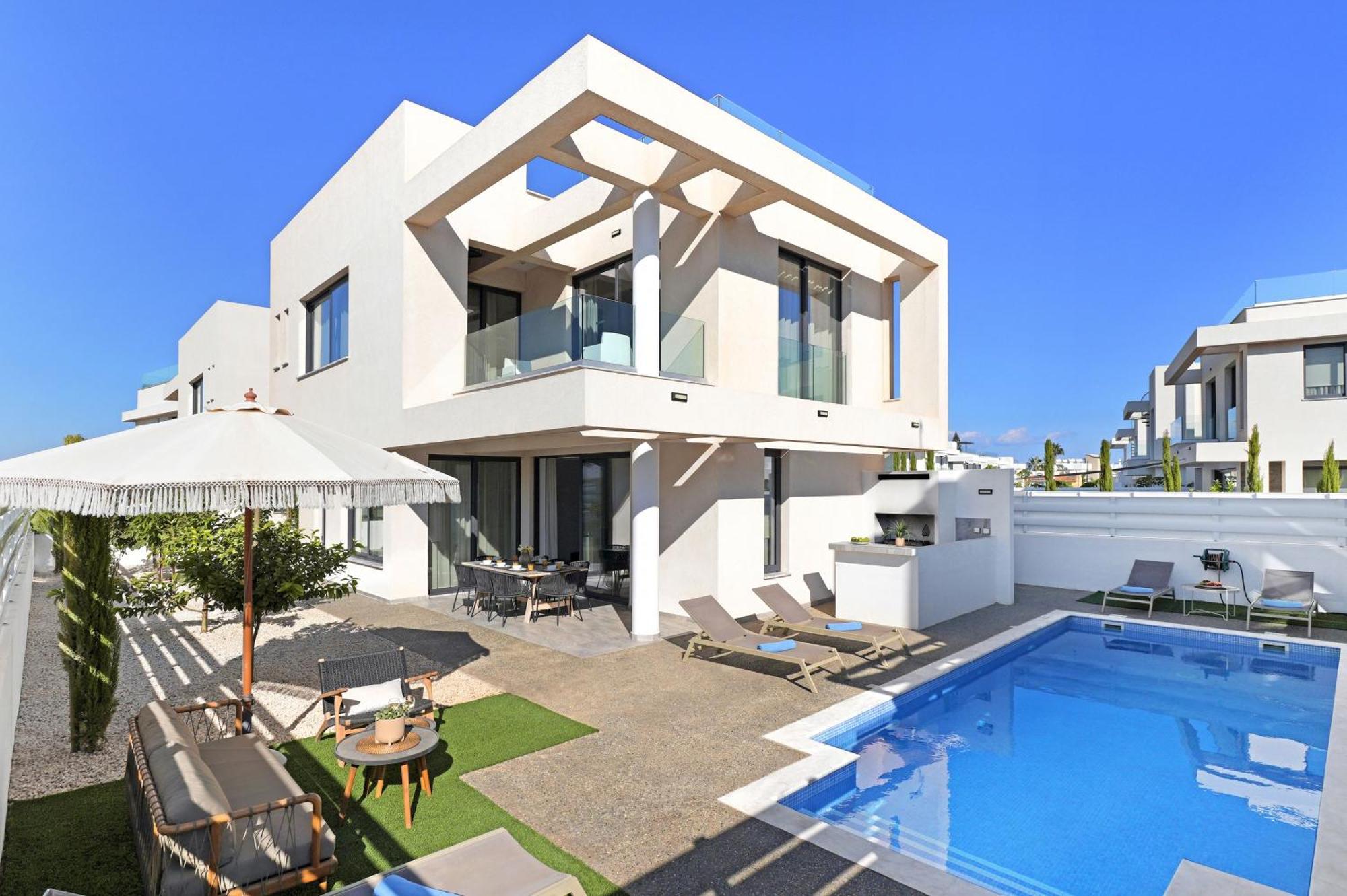 Villa Queen Valentina Protaras Bagian luar foto