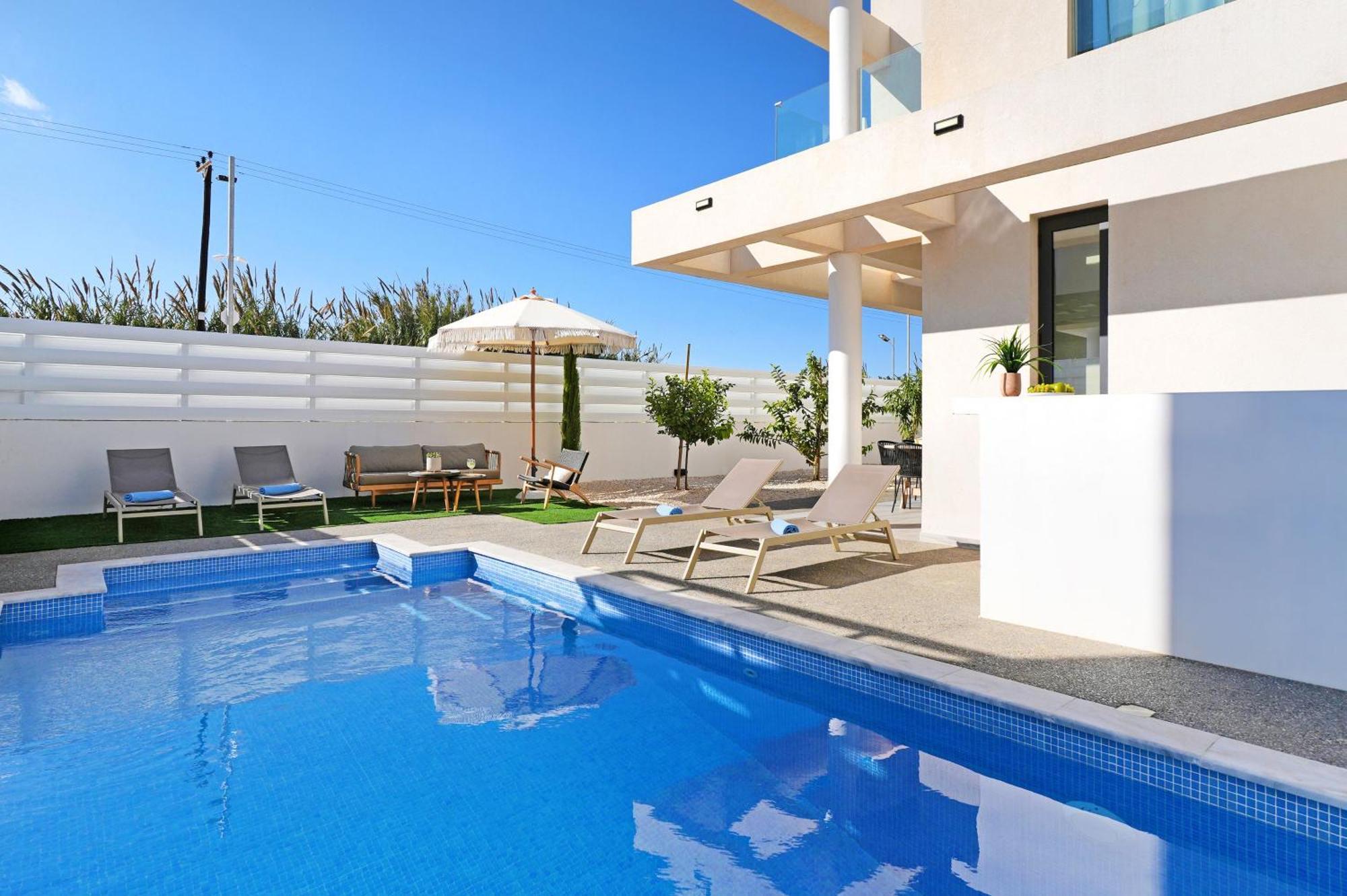 Villa Queen Valentina Protaras Bagian luar foto