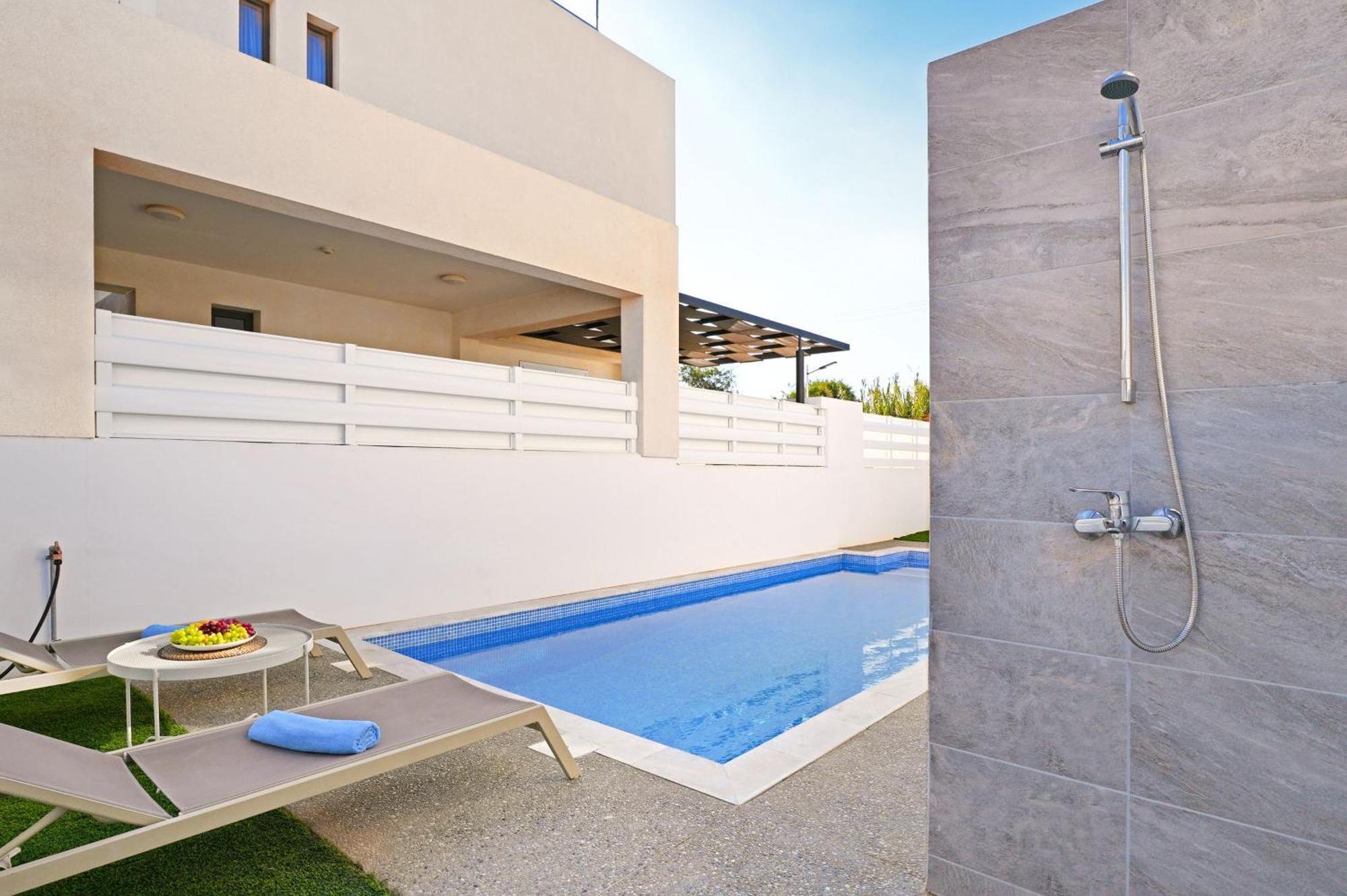 Villa Queen Valentina Protaras Bagian luar foto